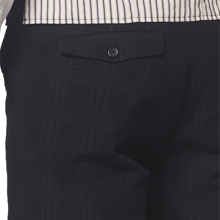 DSTREZZED Chino Shorts Dot Check Dark Navy www.cabinero.de Berlin-Mitte Poststraße 11 DSTREZZED Chino Shorts Dot Check Dark Navy www.cabinero.de Berlin-Mitte Poststraße 11