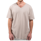 Elias Rumelis men's basic t-shirt v-neck nordic wood www.cabinero.de Berlin-Reinickendorf, Heinsestraße 25